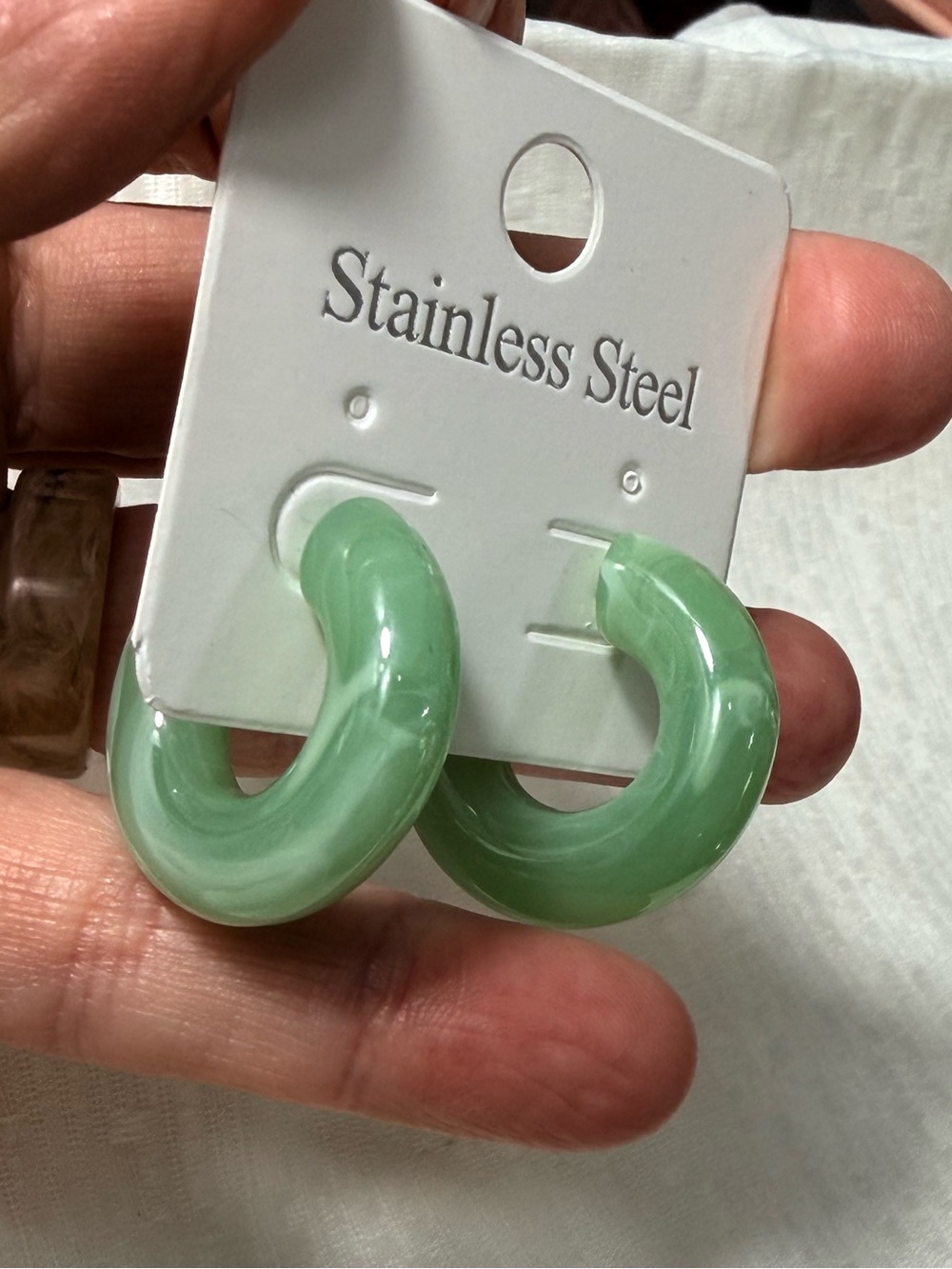 Lt green swirl lucite semi hoop earrings earrings✨BRAND-NEW✨